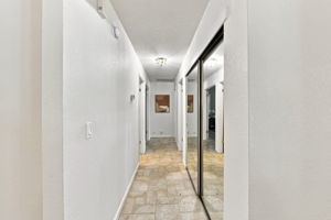 024_F8_1734 Canberra Pl