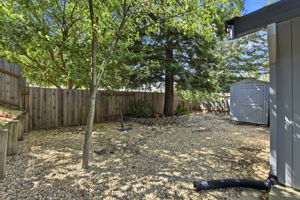 040_F8_1734 Canberra Pl