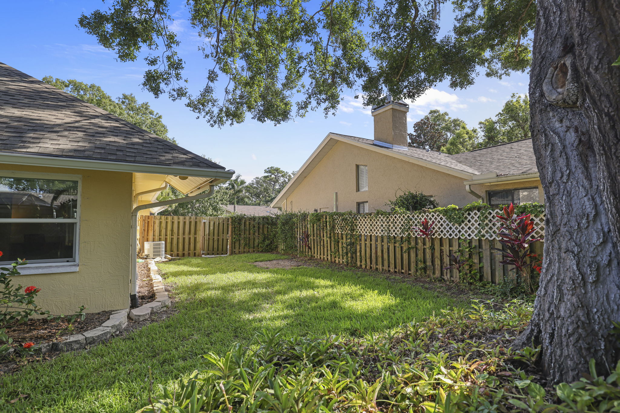 BY 1734 Pine Creek Ct 060