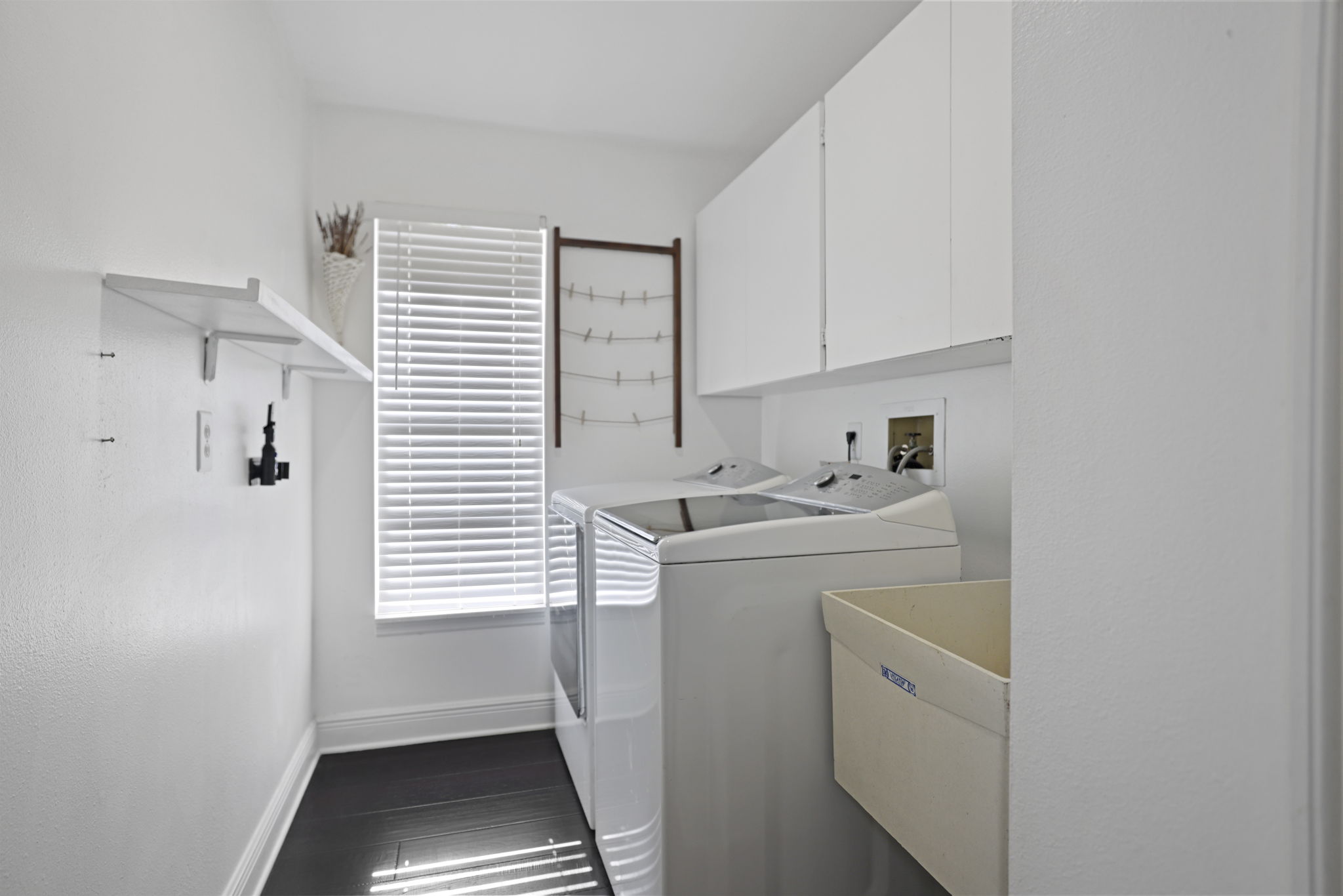 LAUND 1734 Pine Creek Ct 001