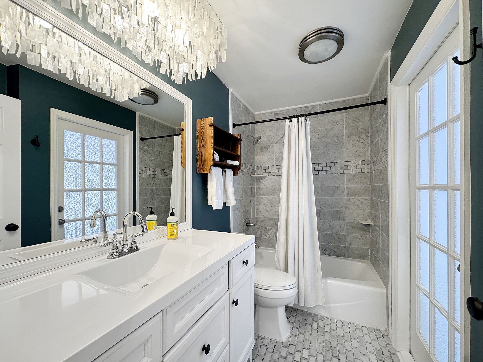 BATH1 1734 Pine Creek Ct 083