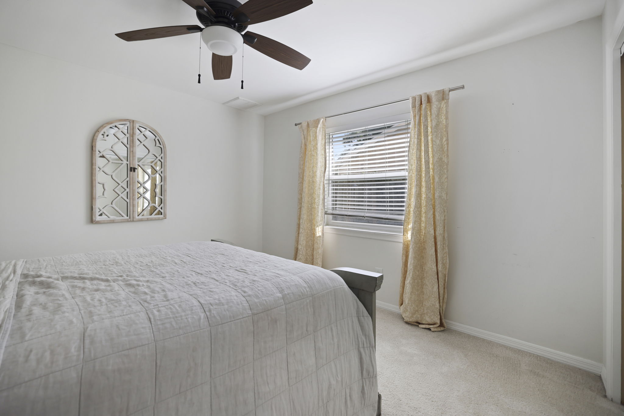 BED1 1734 Pine Creek Ct 004