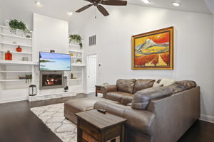 LR 1734 Pine Creek Ct 035