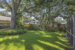BY 1734 Pine Creek Ct 056