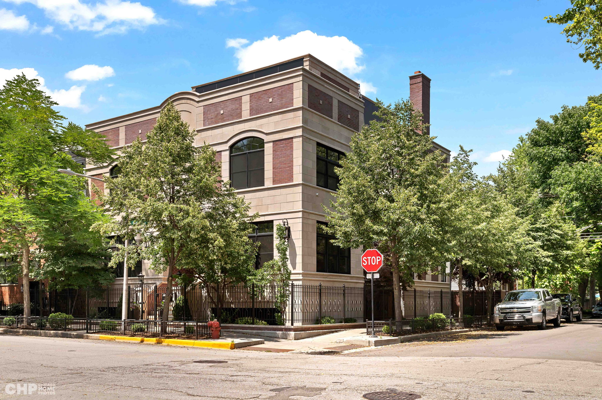 1734 W Wabansia Ave, Chicago, IL 60622 | Chicago Home Photos