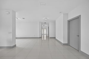  Photo 34
