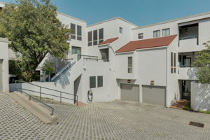  Photo 0