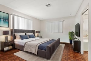 IMG_8521 virtually staged.jpeg