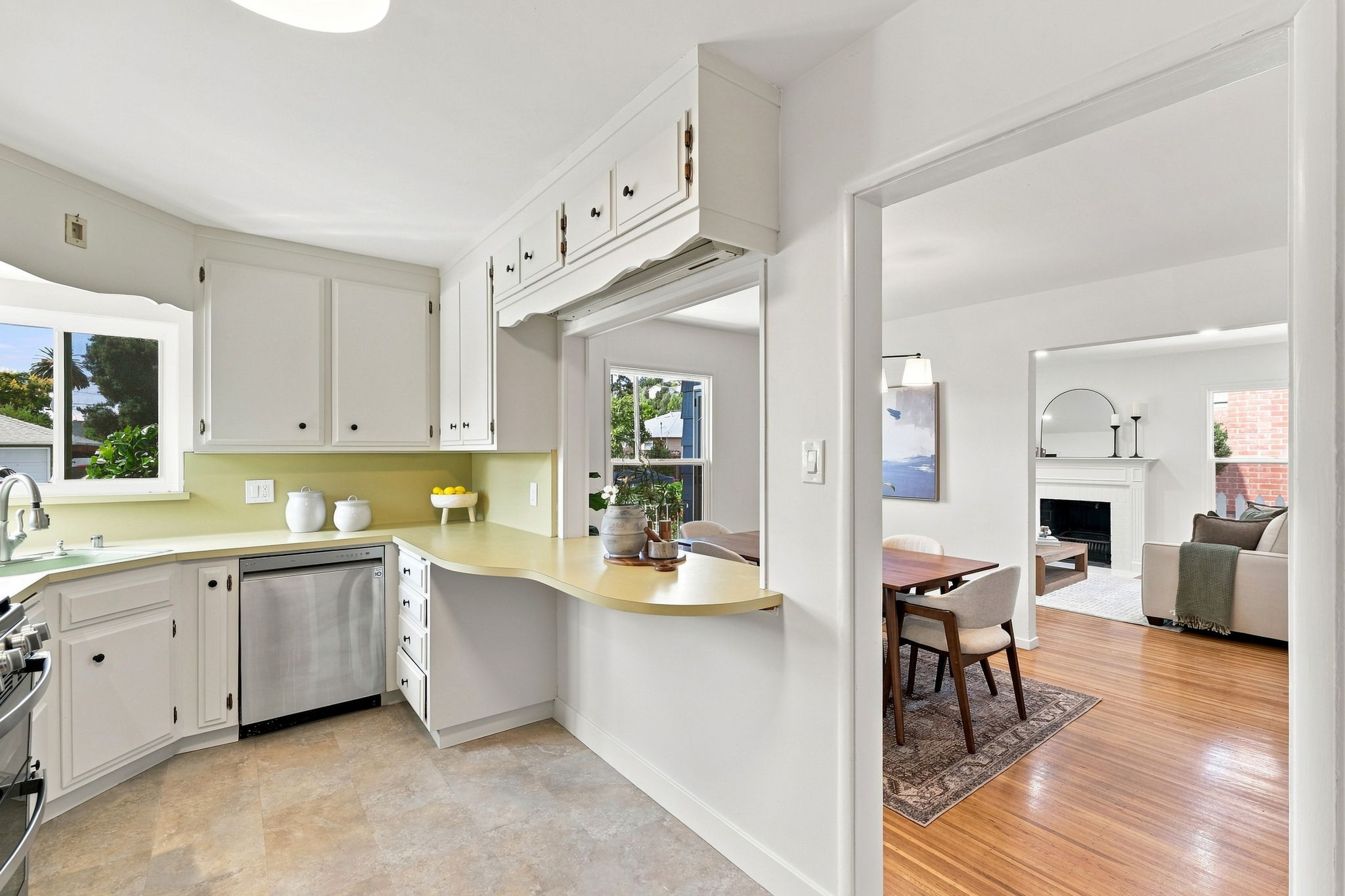 016_F8_1736 Halsey Ave