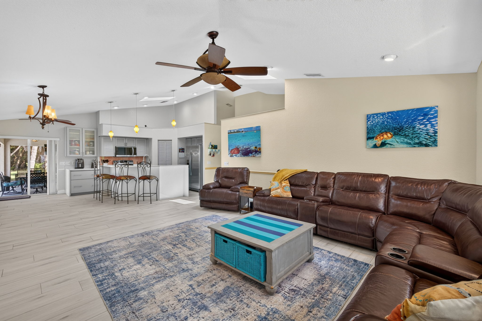 Family Room 3 of 3