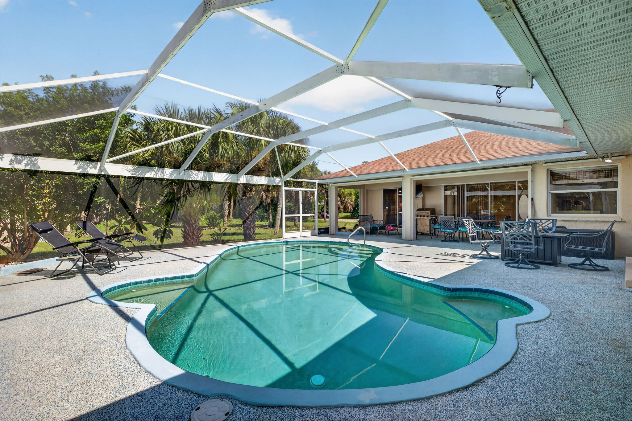 Pool 2 of 3
