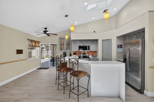 Breakfast Bar 2 of 2