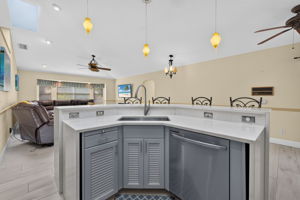 Kitchen 5 of 5