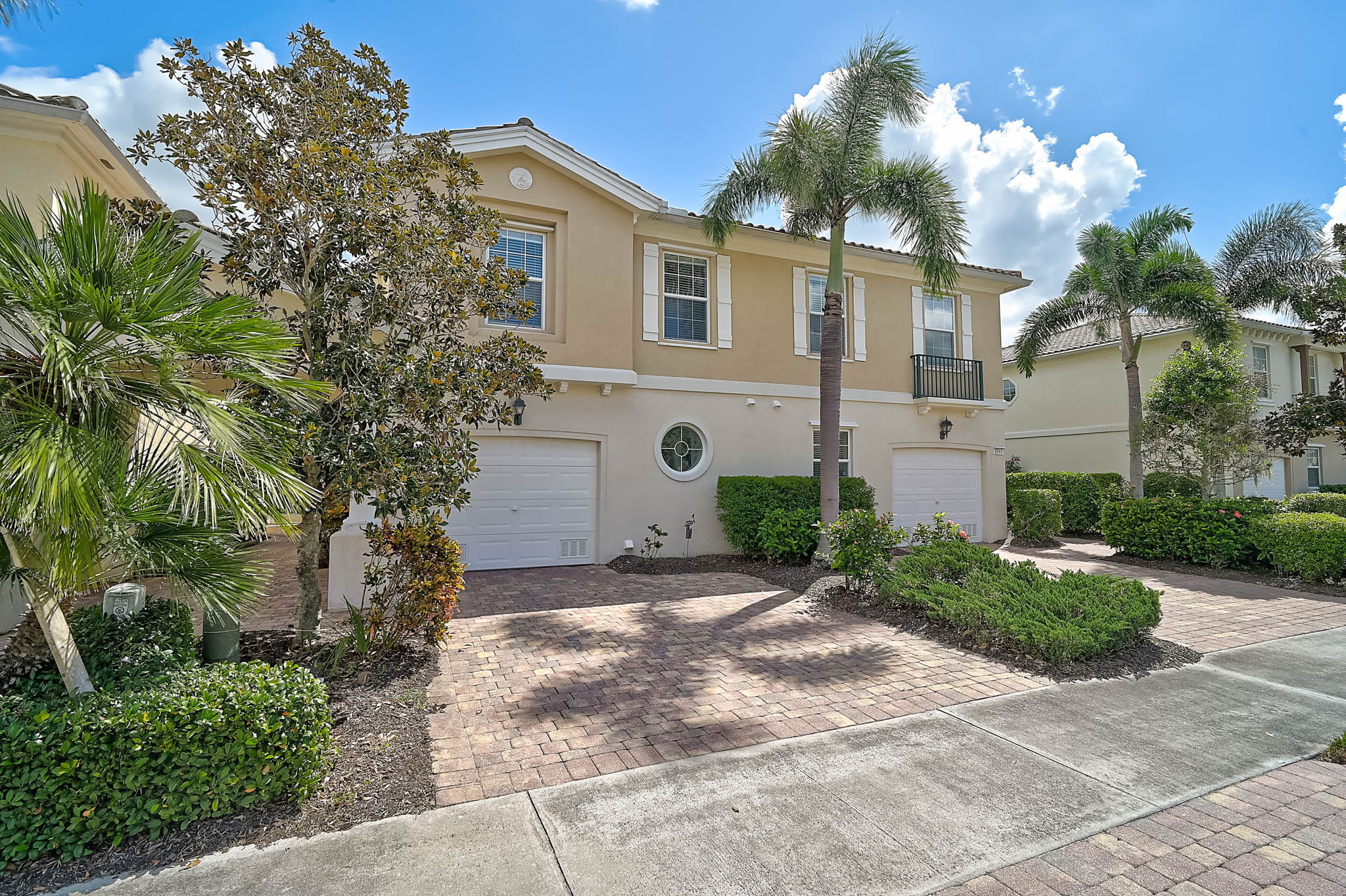 1737 Burgos Dr-4