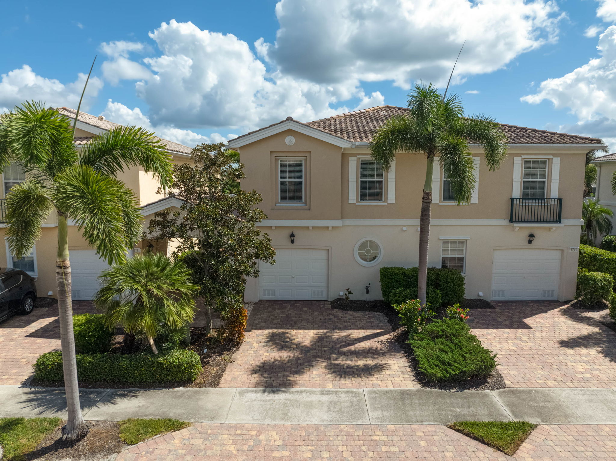1737 Burgos Dr-35