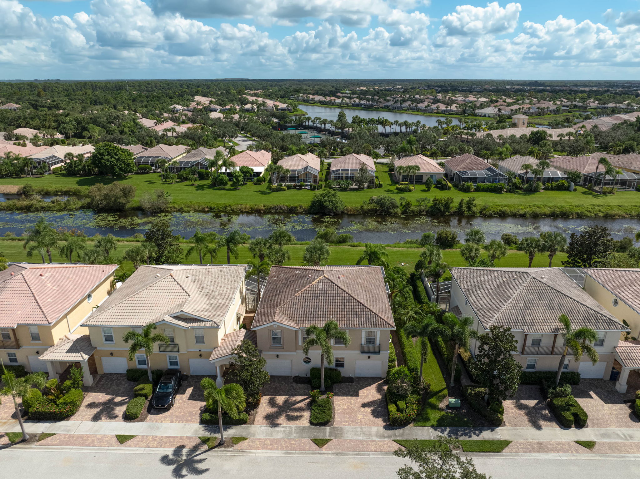 1737 Burgos Dr-37