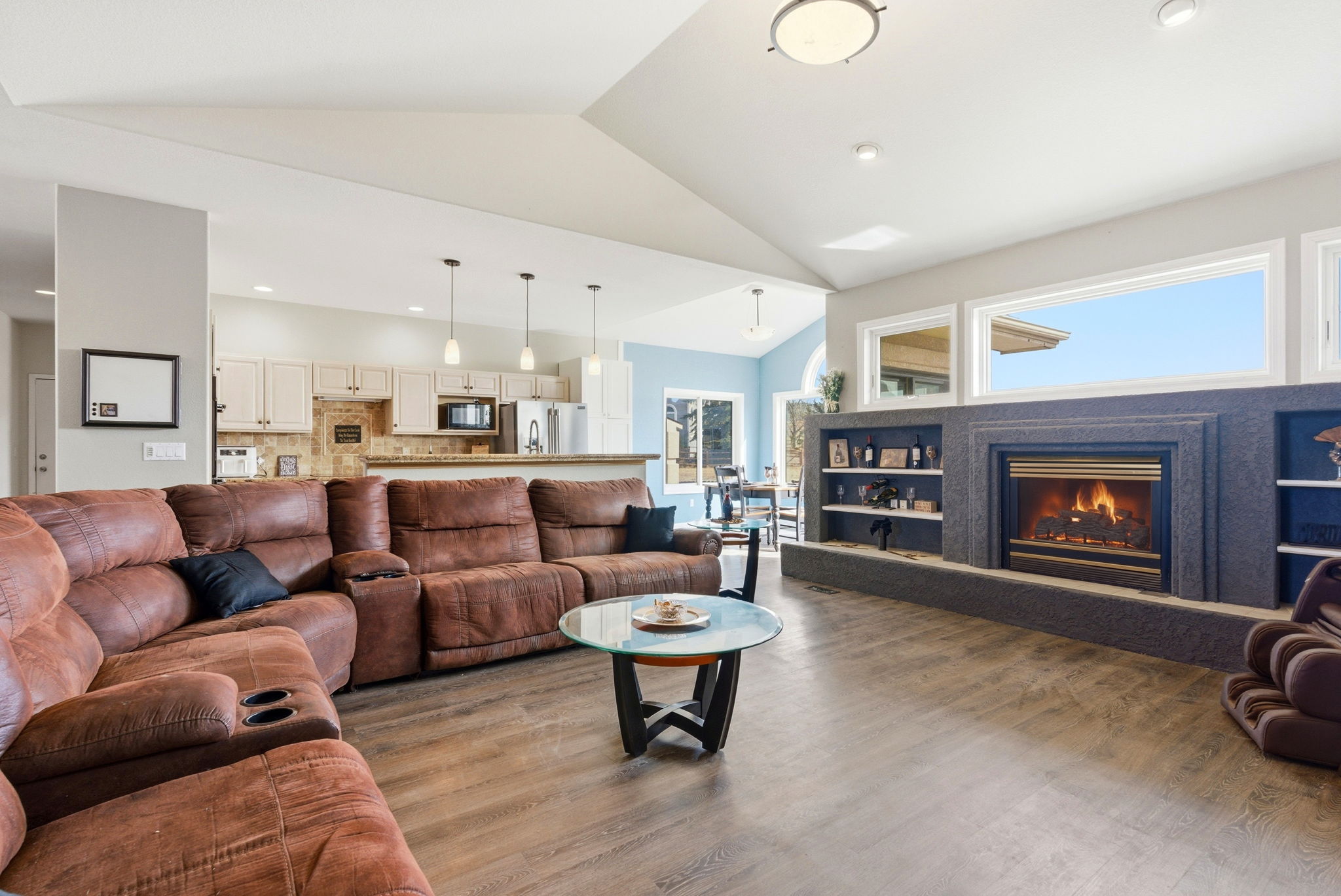 006_DSC08265_with_fire