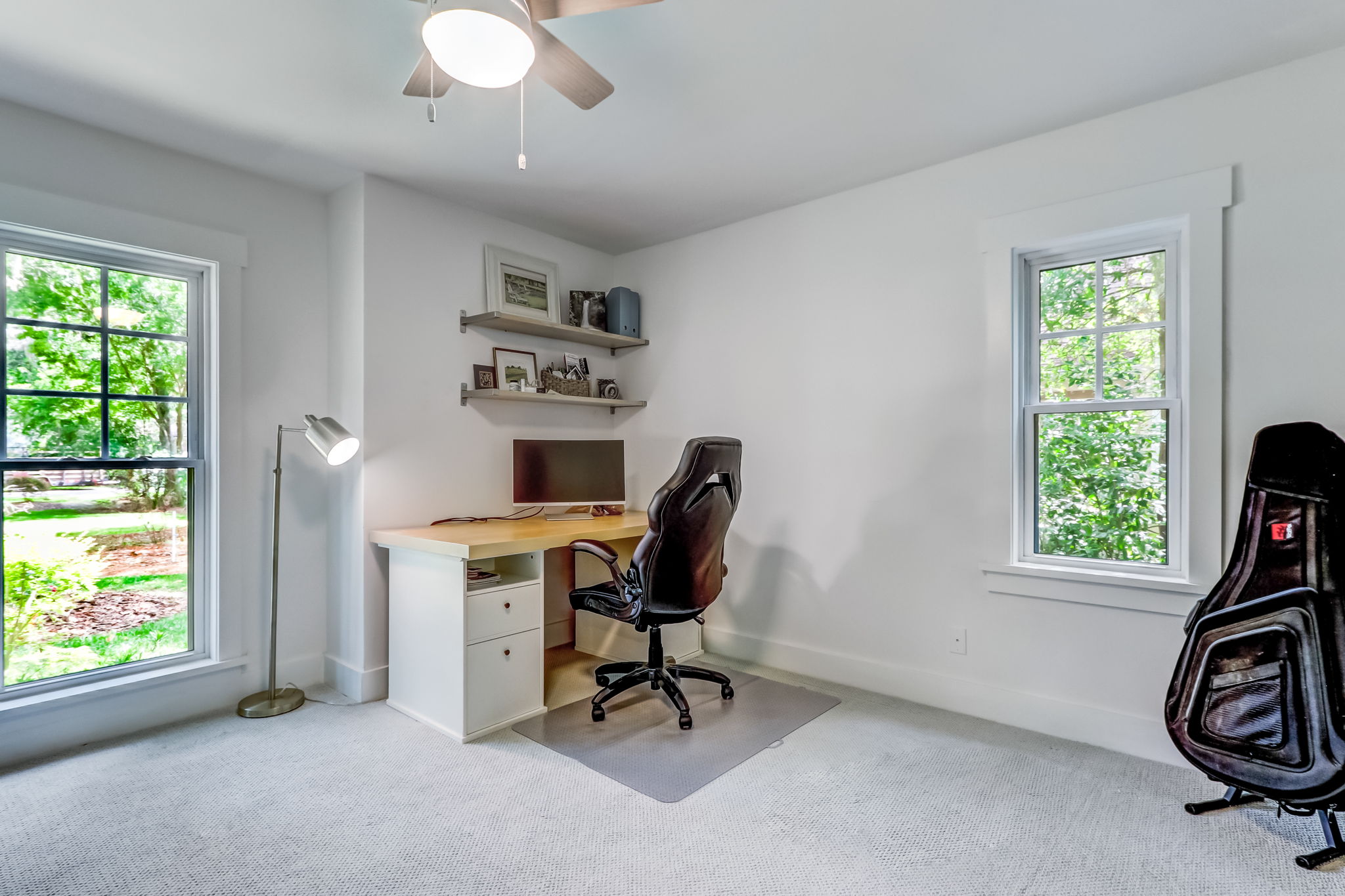 Bedroom/Office