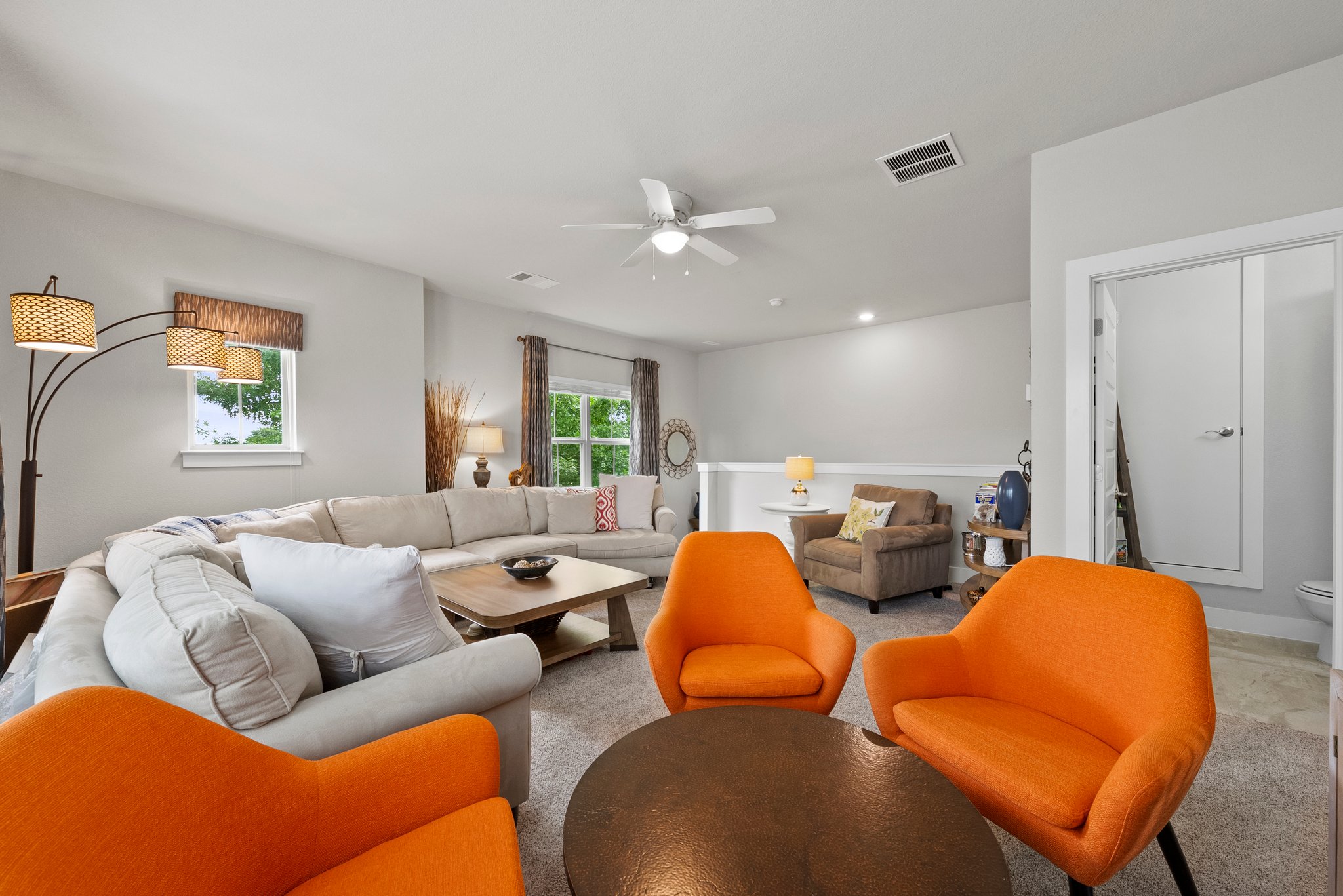2nd living area on the upper level.