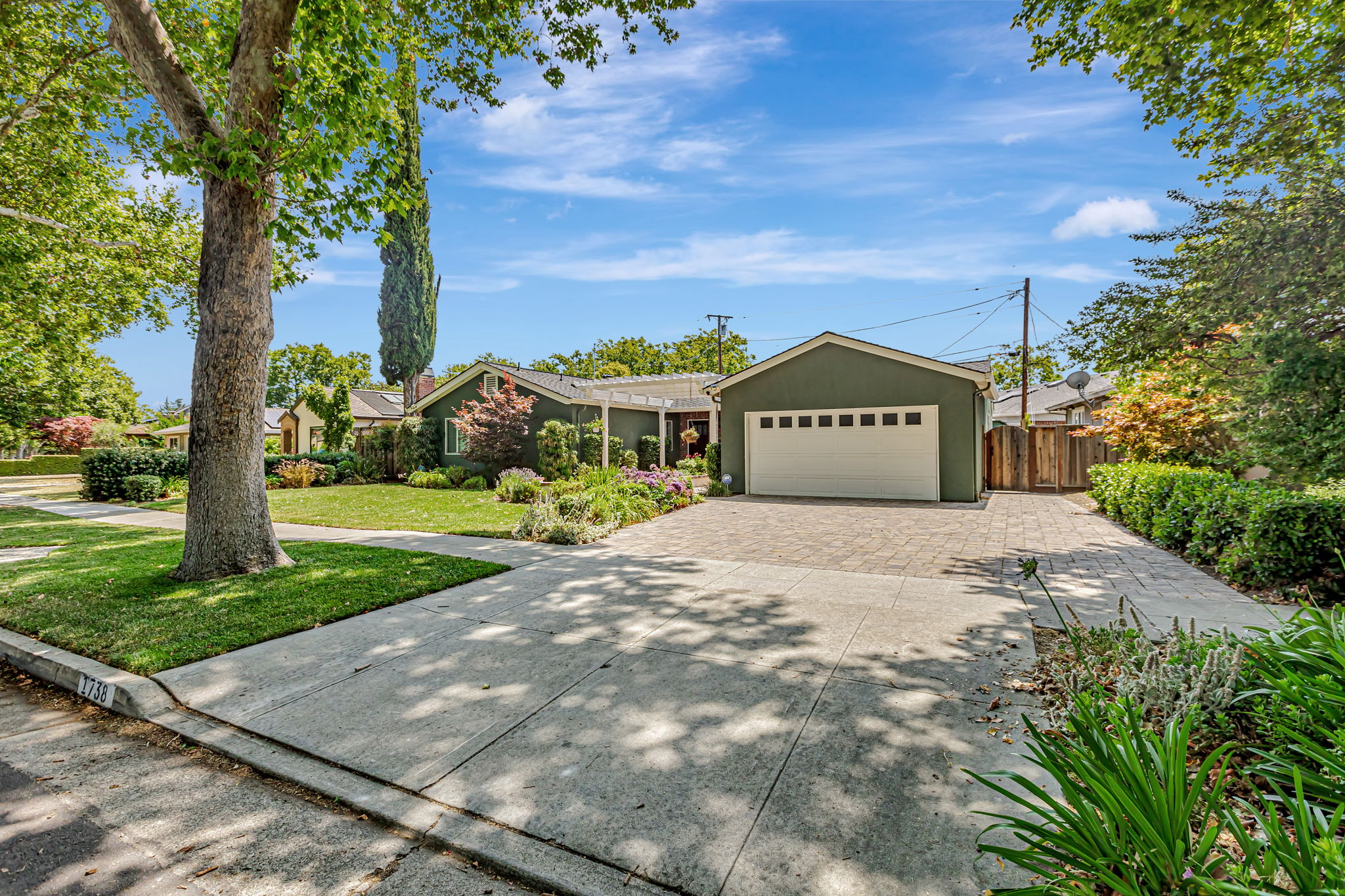 003_1738 Shasta Ave