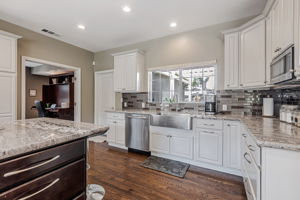 017_1738 Shasta Ave