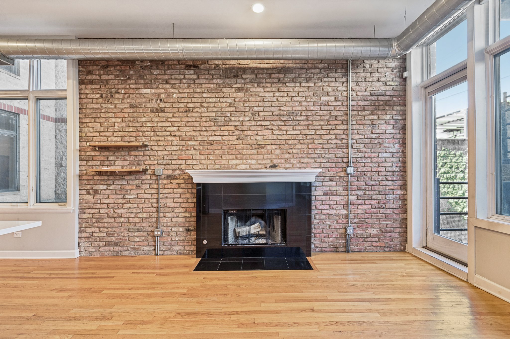 W Belmont Ave 1r-S1609-004.jpg