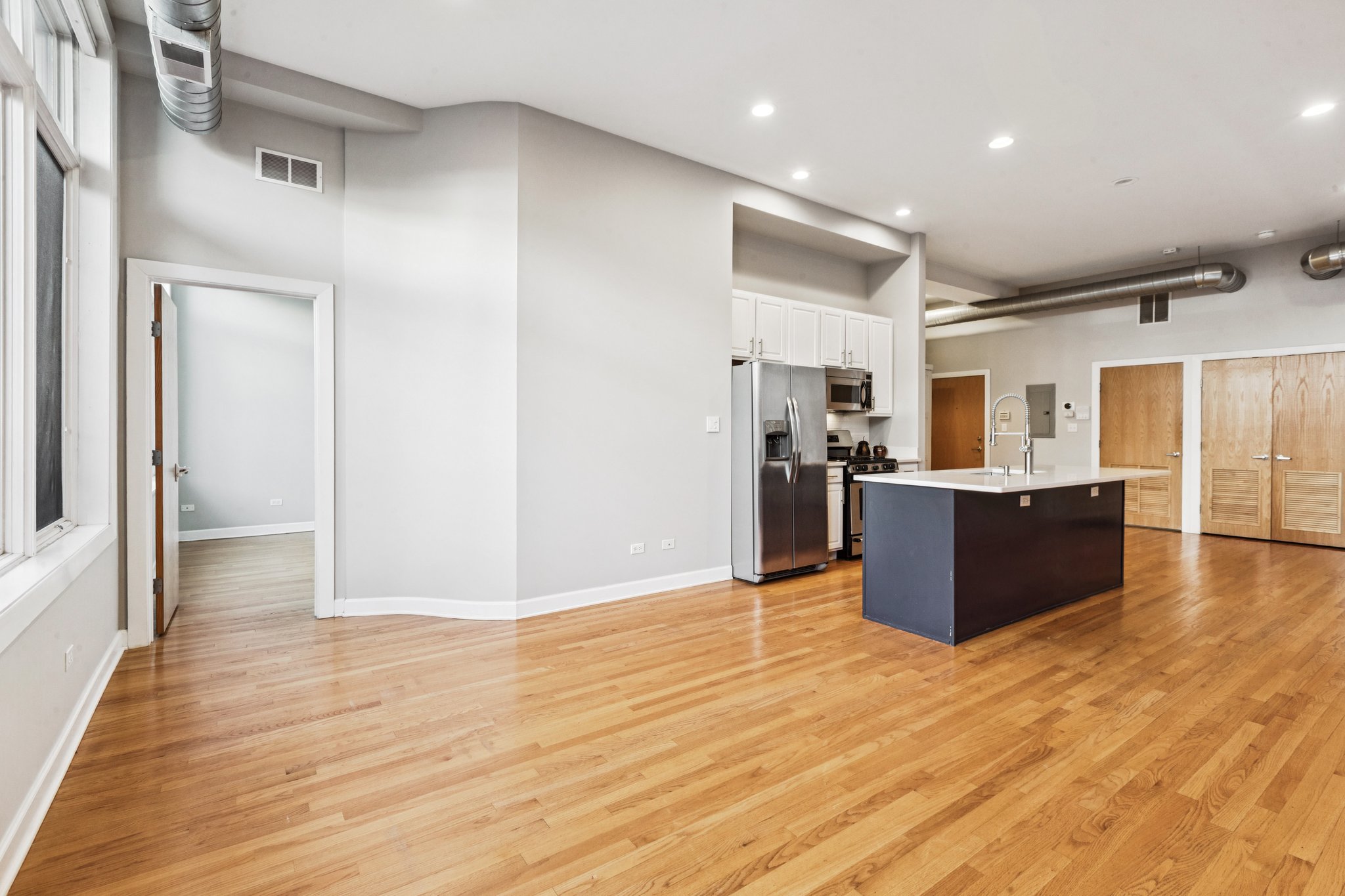 W Belmont Ave 1r-S1609-008.jpg