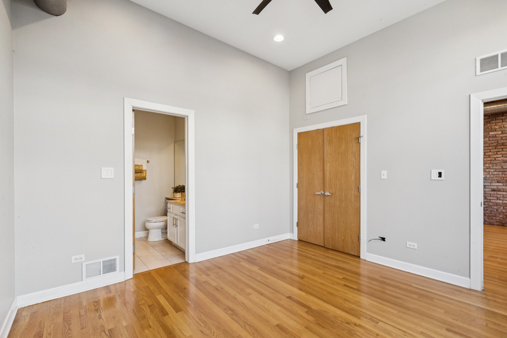 W Belmont Ave 1r-S1609-031.jpg