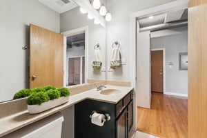 W Belmont Ave 1r-S1609-025.jpg