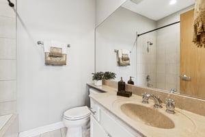 W Belmont Ave 1r-S1609-026.jpg
