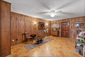  Photo 49