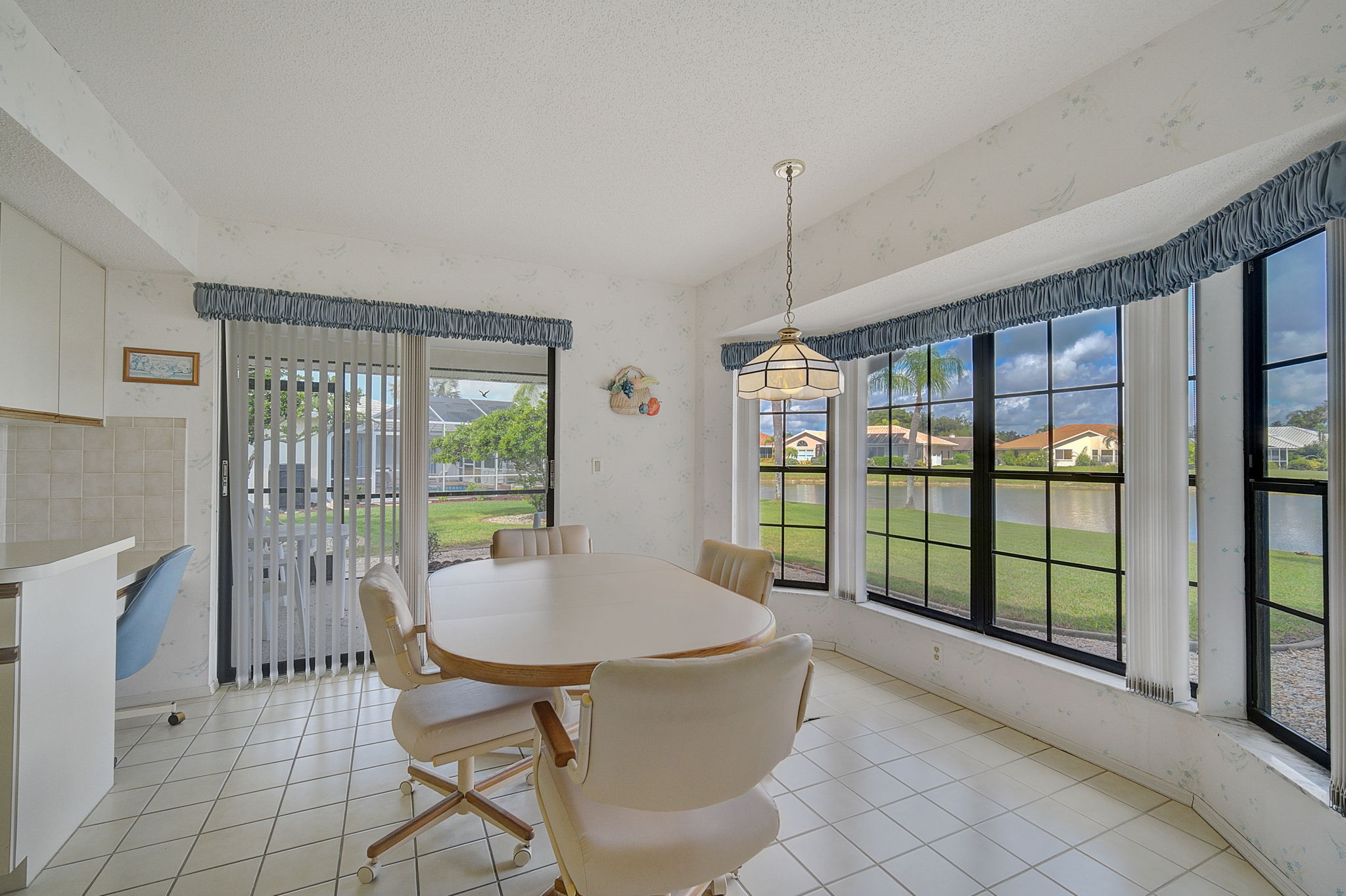 1739 Waxwing Cir-13
