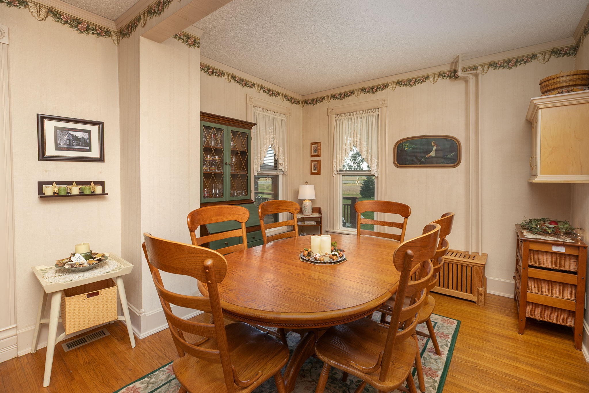 14-Dining Room