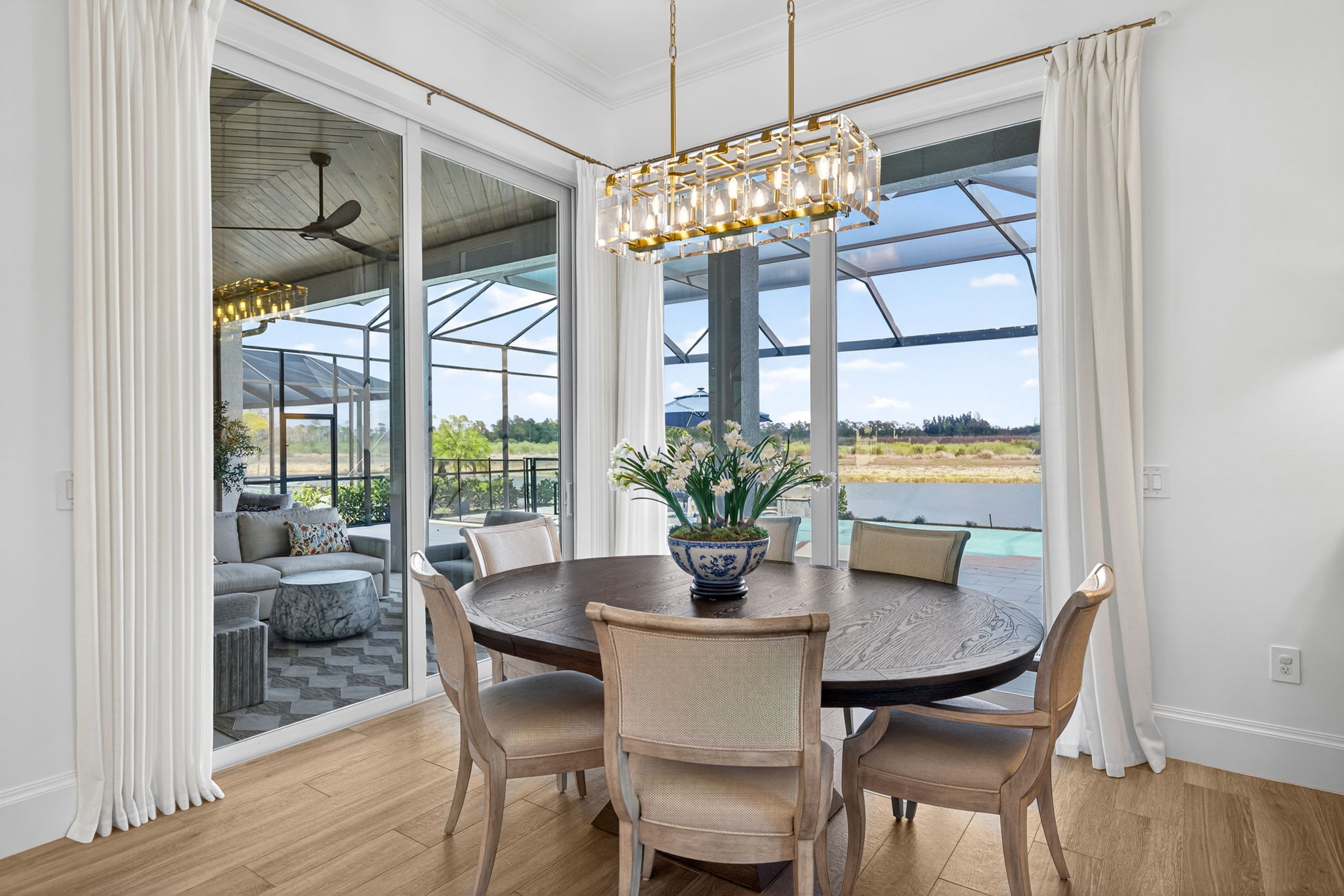 14-Dining Room 1 of 2  - r