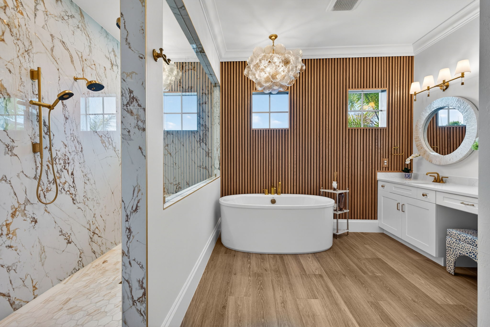 32-Primary Bathroom 5 of 5  - r