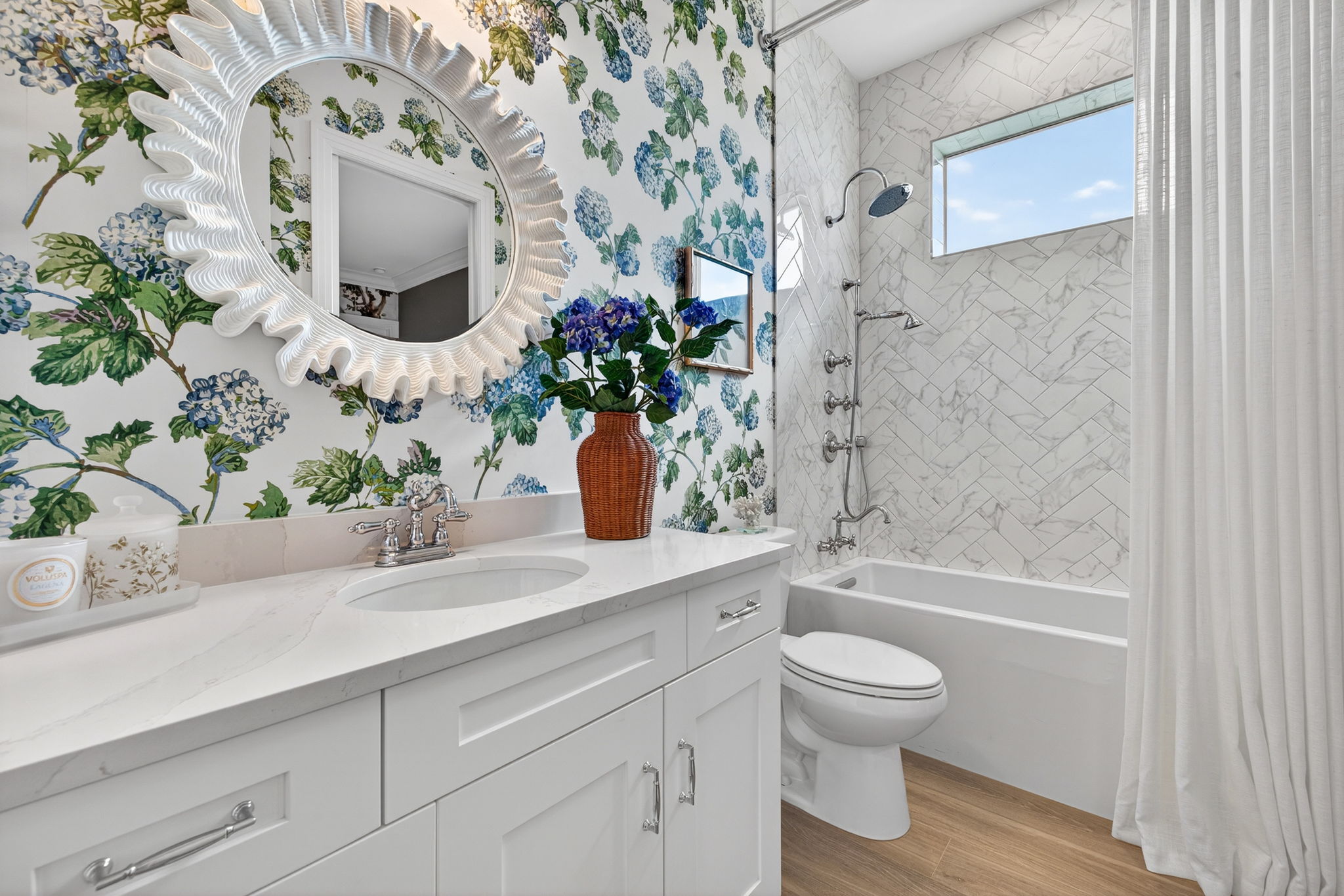 37-Guest Bathroom 1  - r