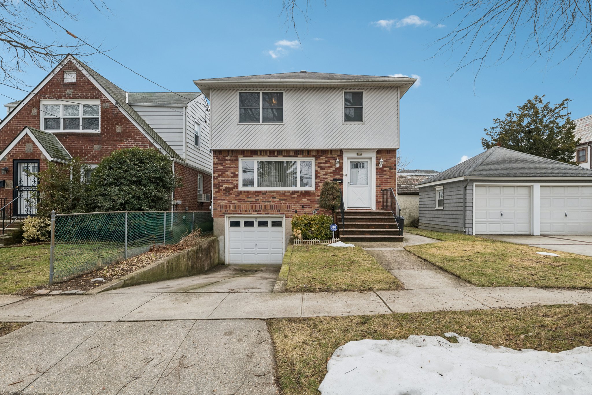 Bellmore St-S0703-002.jpg