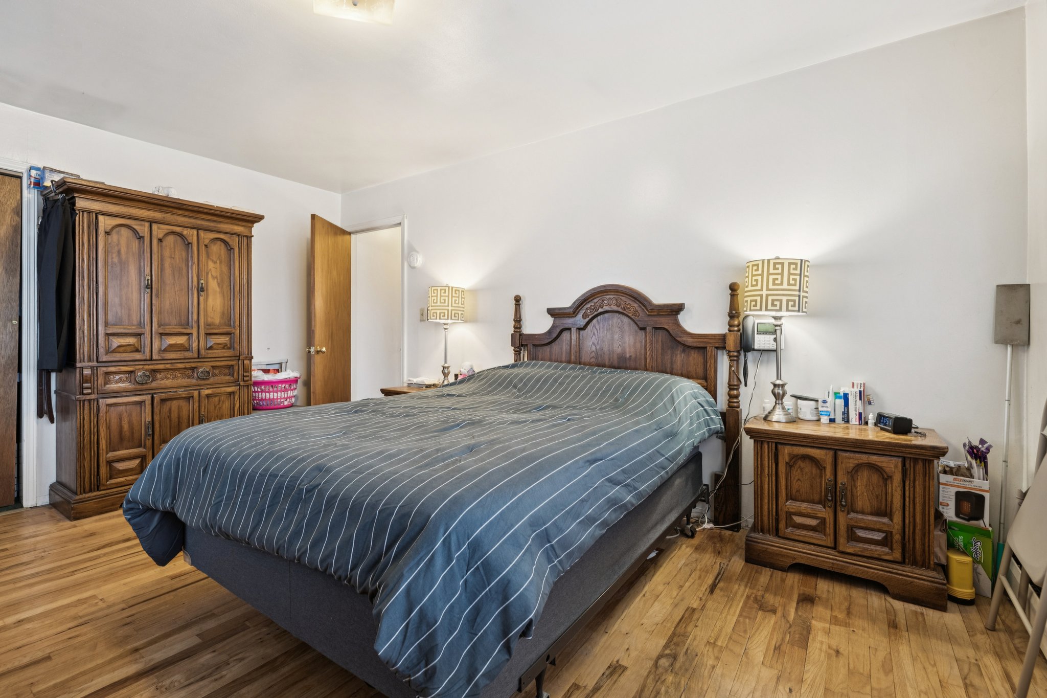 Bellmore St-S0703-025.jpg