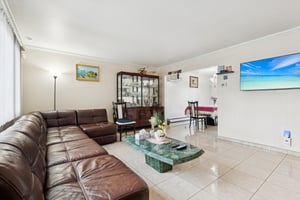 Bellmore St-S0703-009.jpg