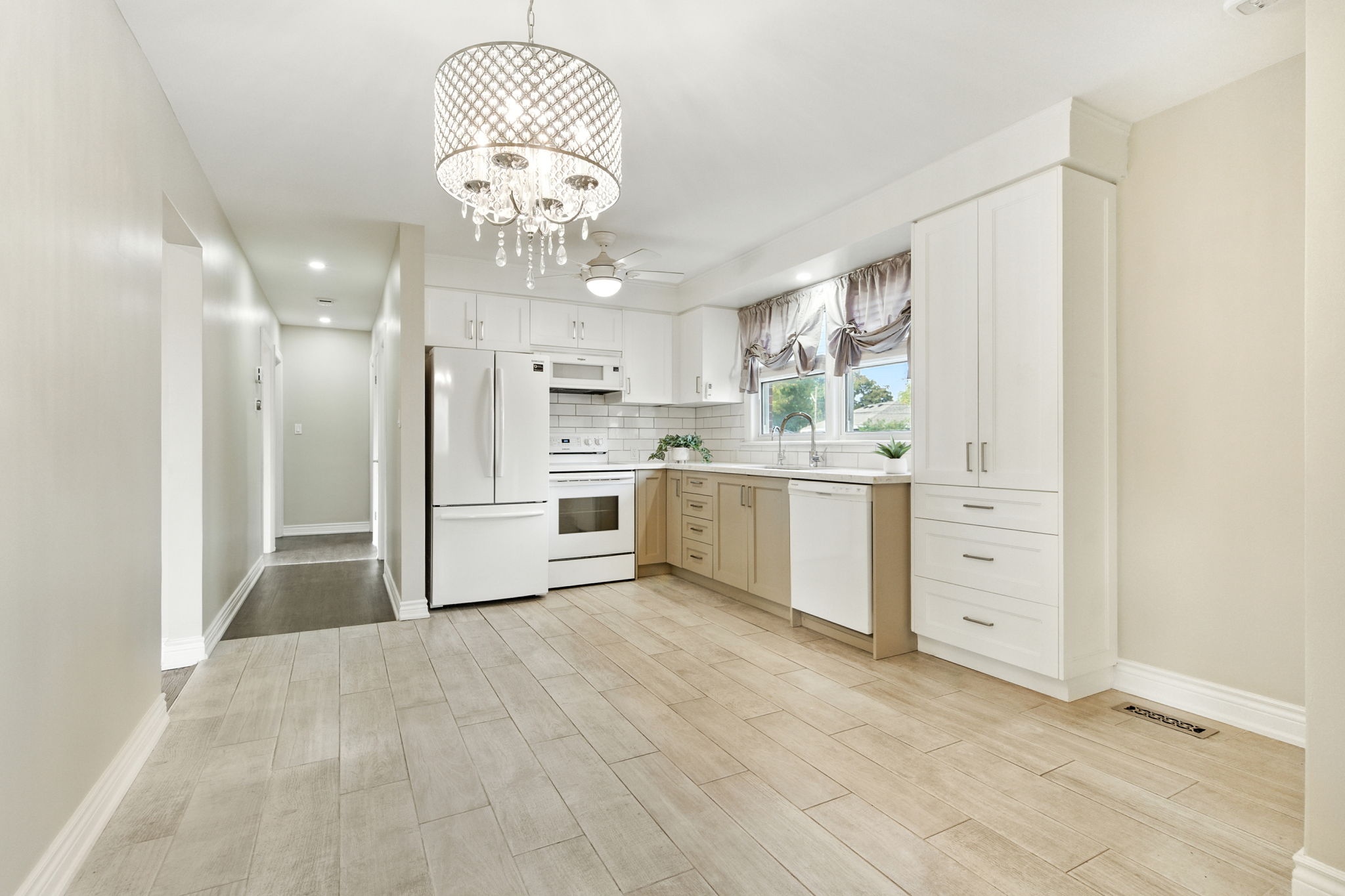 174 Broker Dr, Hamilton-11