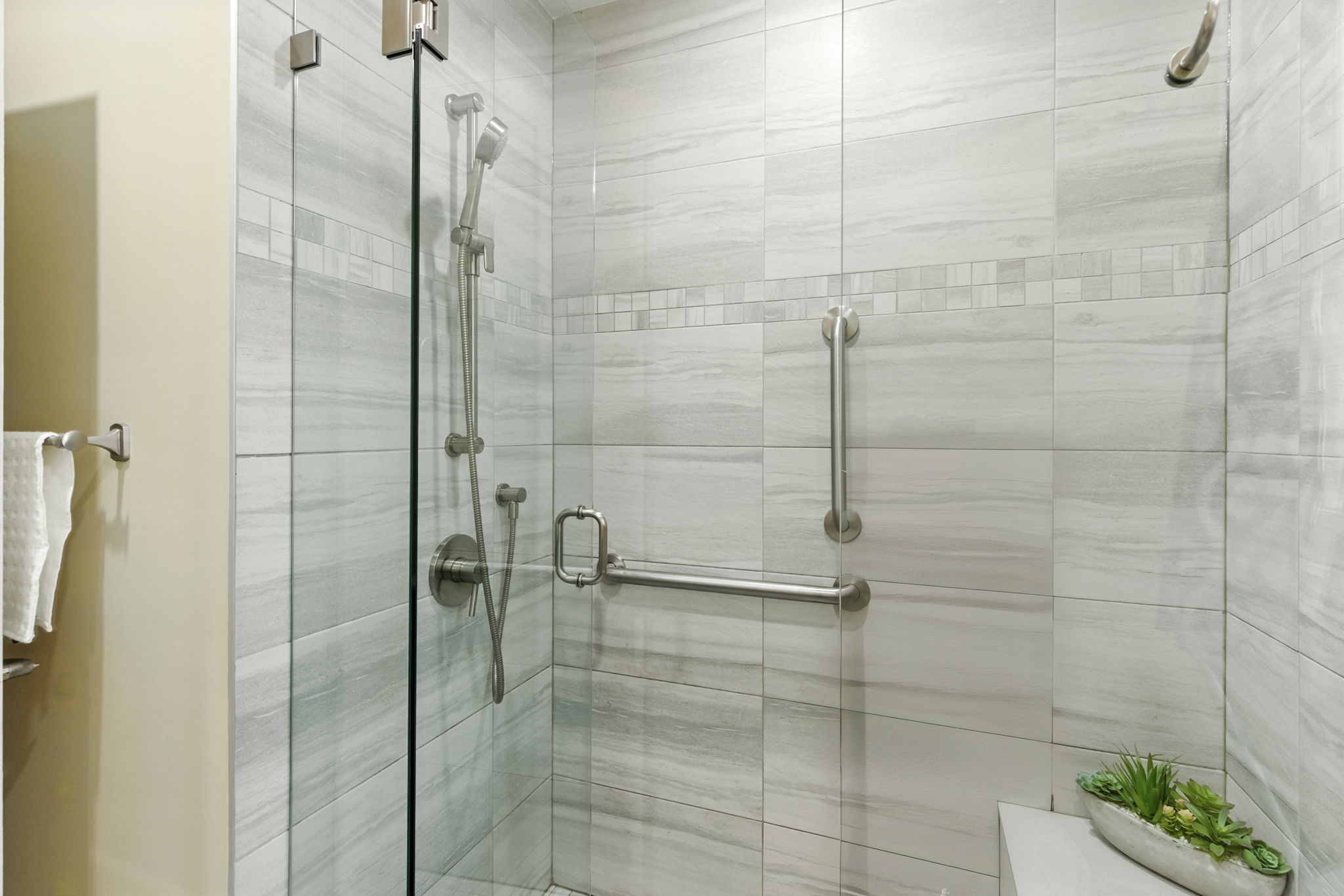 174 Broker Dr, Hamilton-25