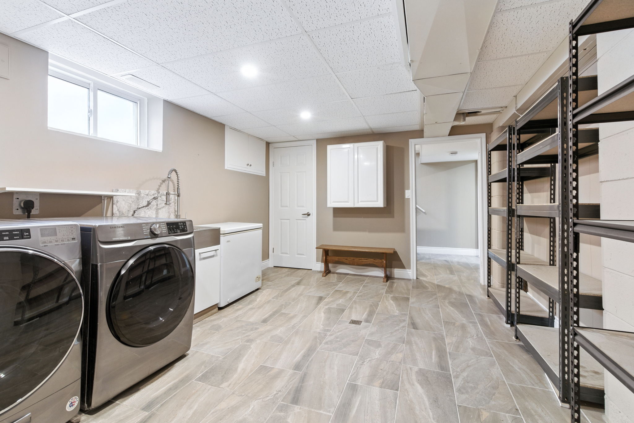 174 Broker Dr, Hamilton-34