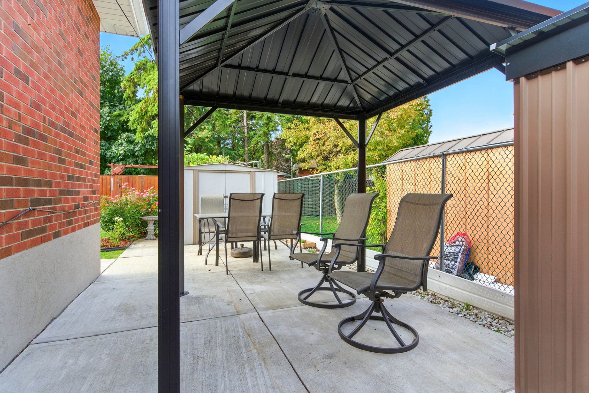 174 Broker Dr, Hamilton-49