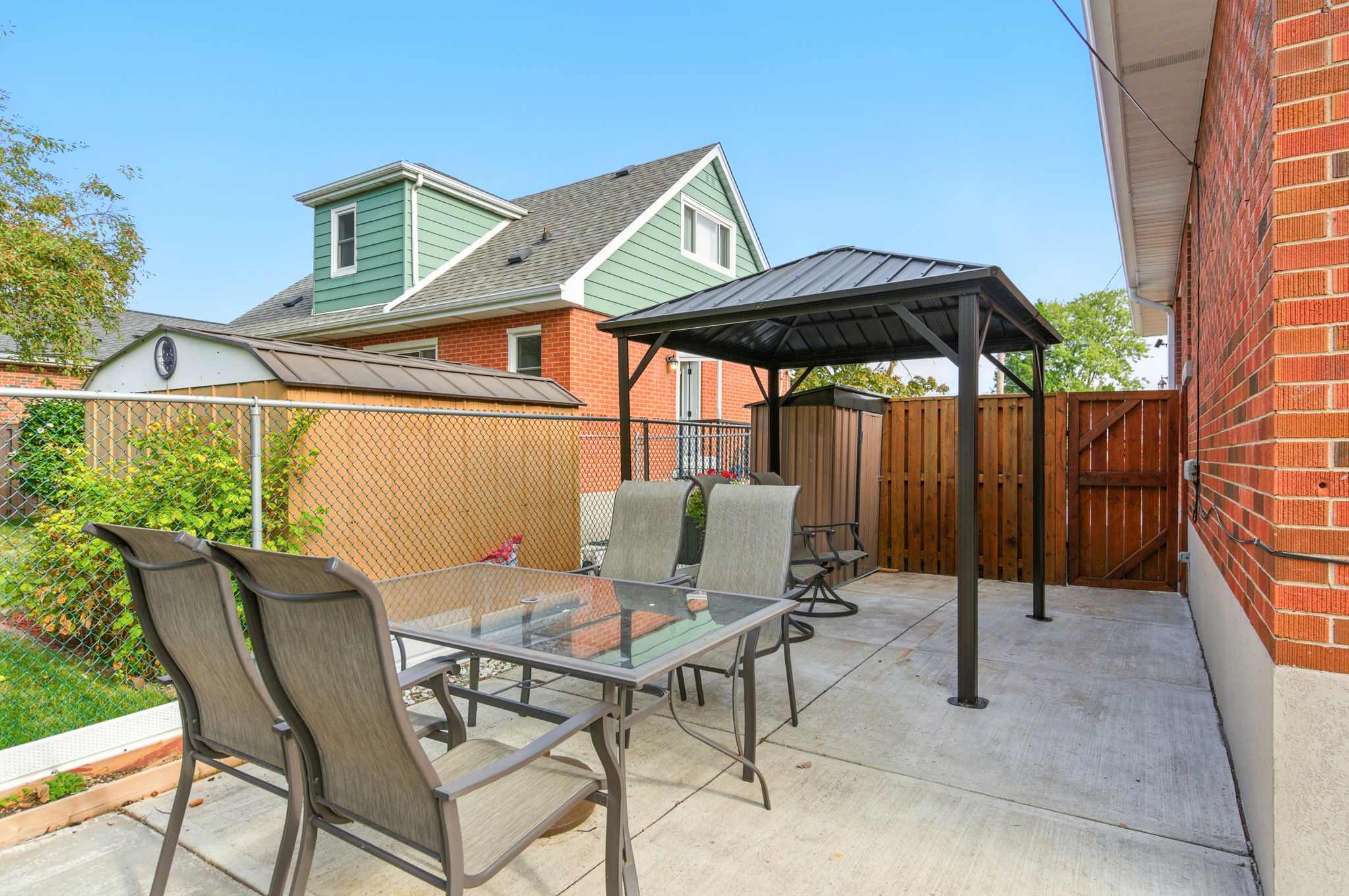 174 Broker Dr, Hamilton-52