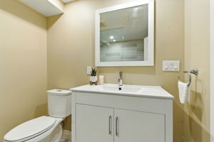 174 Broker Dr, Hamilton-45
