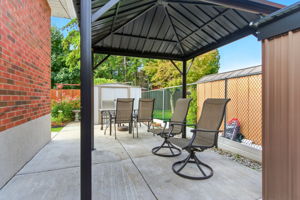 174 Broker Dr, Hamilton-49