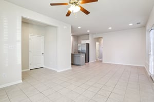 Friendship Oak Dr-S0912-008.jpg