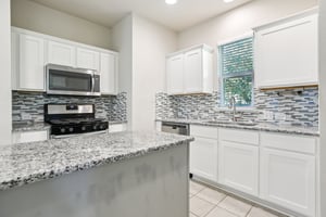 Friendship Oak Dr-S0912-012.jpg