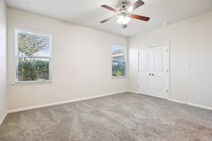 Friendship Oak Dr-S0912-020.jpg