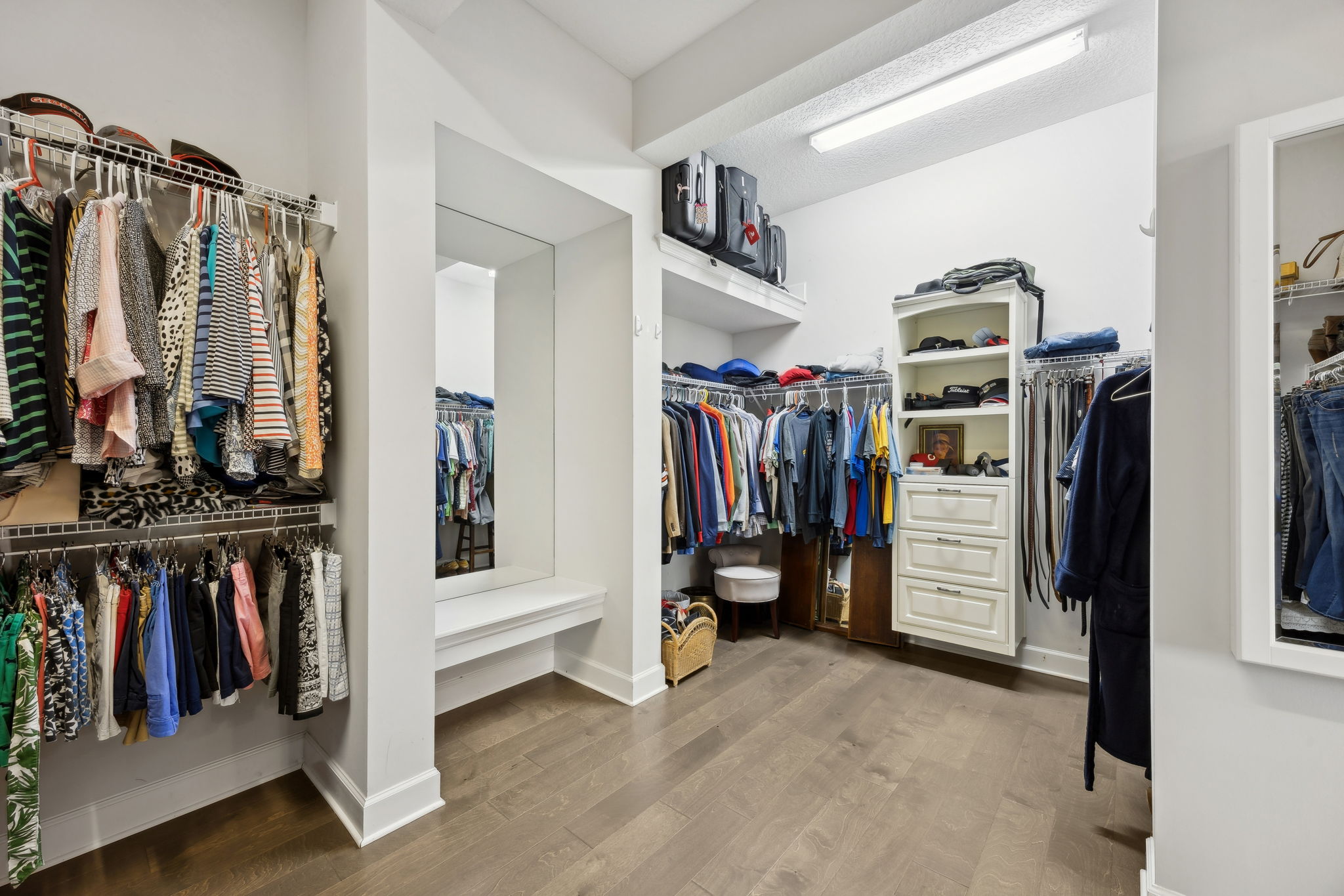 Primary Bedroom Closet